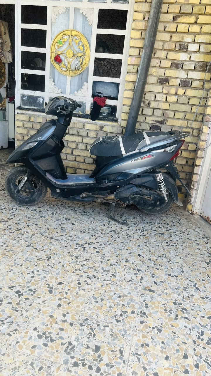 السلام عليكم دراجه ماكس ثعلب140شرط طلع ب140بلمشي بس بستم مغير اله قبل3اشهر الباقي كله شغاله والعينه مال كيج بانزين تخربط خربان بيهن مقاومات الي بلكيج يعني بس تحط مقاومات يشتغل كيج بانزين لبيع او مرواس بيراني اوراق وطي فرق


**إذا كنت صاحب هذا الإعلان وتريد حذفه لأي سبب، رجاءا أرسل رسالة إلى الدعم الفني**