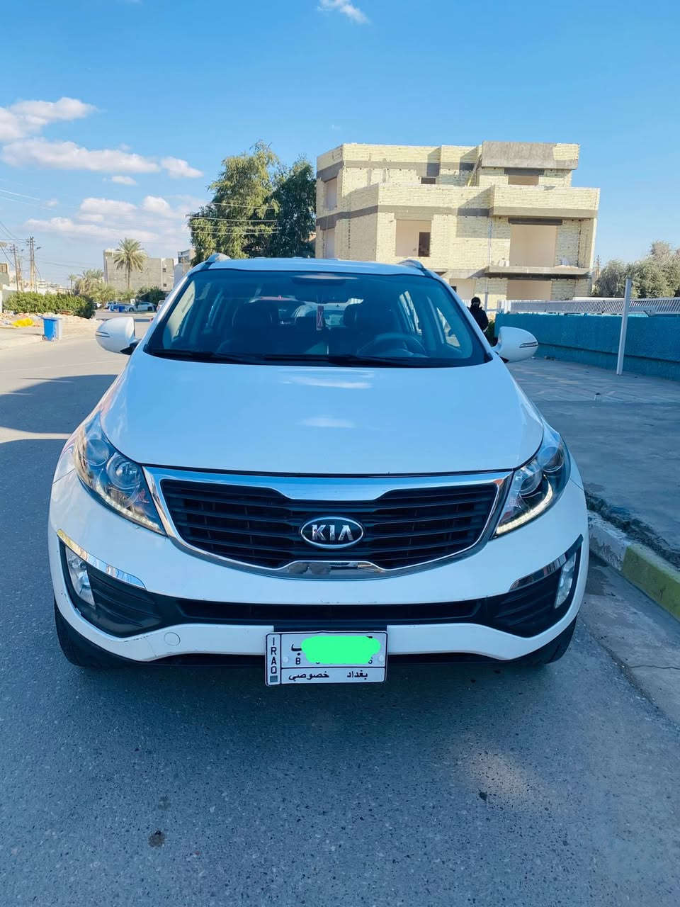 السلام عليكم سبورتج 2013  خليجي رقم بغداد السياره مكفوله كفاله عامه لا صبغ لا تبديل  حته الدعاميات بلاديه جاهزه من كلشي ماشيه 100 حقيقي  وكاله القزاز مكاني بغداد للاستفسار *********** السعر 149
