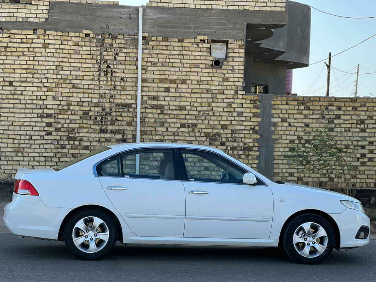 السلام عليكم كيه ابو تيمه خليجي 2009 رقم نجف مميز بيه جاملغ وبنيد فقط كير ومكينه شرط دواخل جديده الرقم ***********
