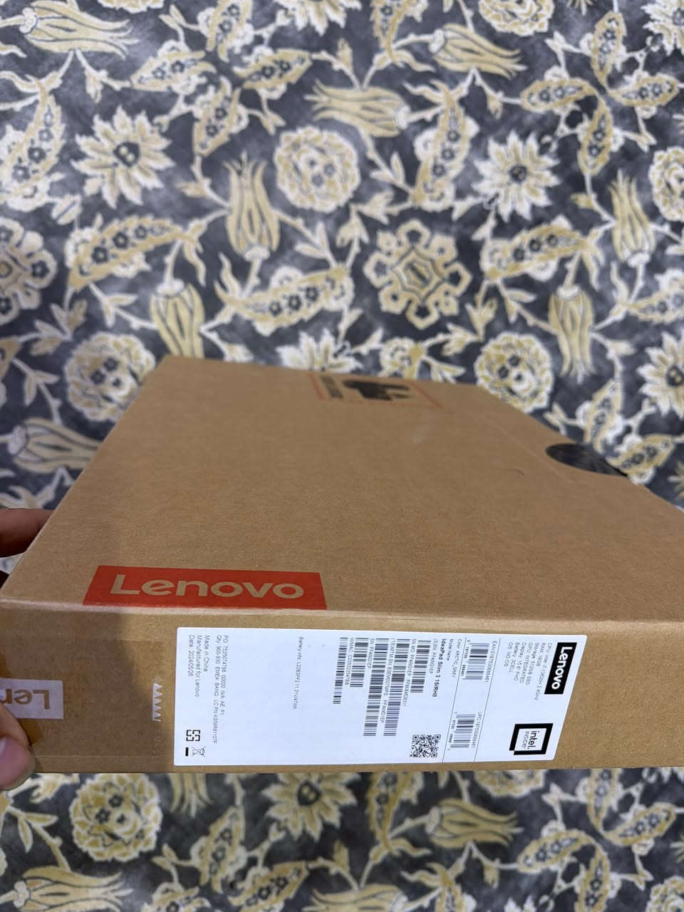 لابتوب Core i7 جيل 13 – RAM 16GB – نظافة 100%

للبيع لابتوب كسر كارتون، مشتريه من أقل من سنة واستعماله قليل جدًا، نظافة 100/100 وما بي أي مشاكل، الجهاز سريع وممتاز للدراسة، العمل والبرامج.

المواصفات:

* المعالج: Intel Core i7-13620H – الجيل 13
* الرام: 16GB DDR5 – سرعة 4800 MT/s
* التخزين: 512GB
* كرت الشاشة: Intel UHD Graphics
* نظام 64-bit

الجهاز استعمال شخصي ومحافظ عليه، حالته شبه جديدة.

سبب البيع: عدم الحاجة إليه.
السعر: 750 الف قابل للتفاوض بالمعقول

التواصل رقم الهاتف *********** واتساب
