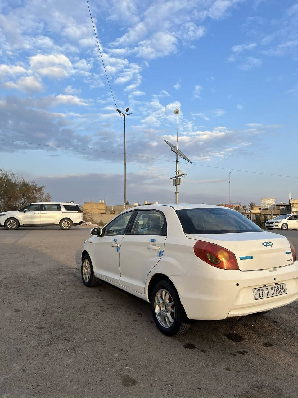 السلام عليكم
شيري فلاوين للبيع ؛ السياره جاهزه وكامله مكمله 
عليهه ادامه كامله محرك كير خير من الله بلكات نوزلات 
 صدر امامي خلفي  بورر مشط ستيرن كله جديد 
رقم انكليزي وتحويل شوكت متريد
 السياره مكفوله من الضربه  السعر ( 38 ورقه) 
للأستفسار ***********
