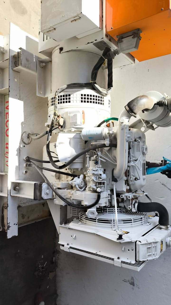 افيكو إيطالي 3 سلندر اخو الزيرو توليد 33KVA المولد ع وضع البلاد غير مشتغل بالعراق ما مفتوح بي برغي شرط الشغل وشرط الفحـص العنوان اربيل للأستفسار الإتصال ***********
