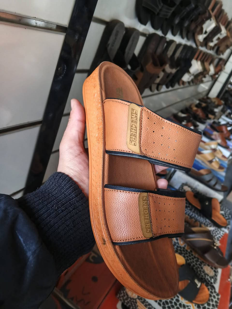 شحاطه رجالي طبي خفيف
سعر القطعه 4 ونص 
الكارتون 12 قطعه 
للحجز واتساب 📞 
***********
