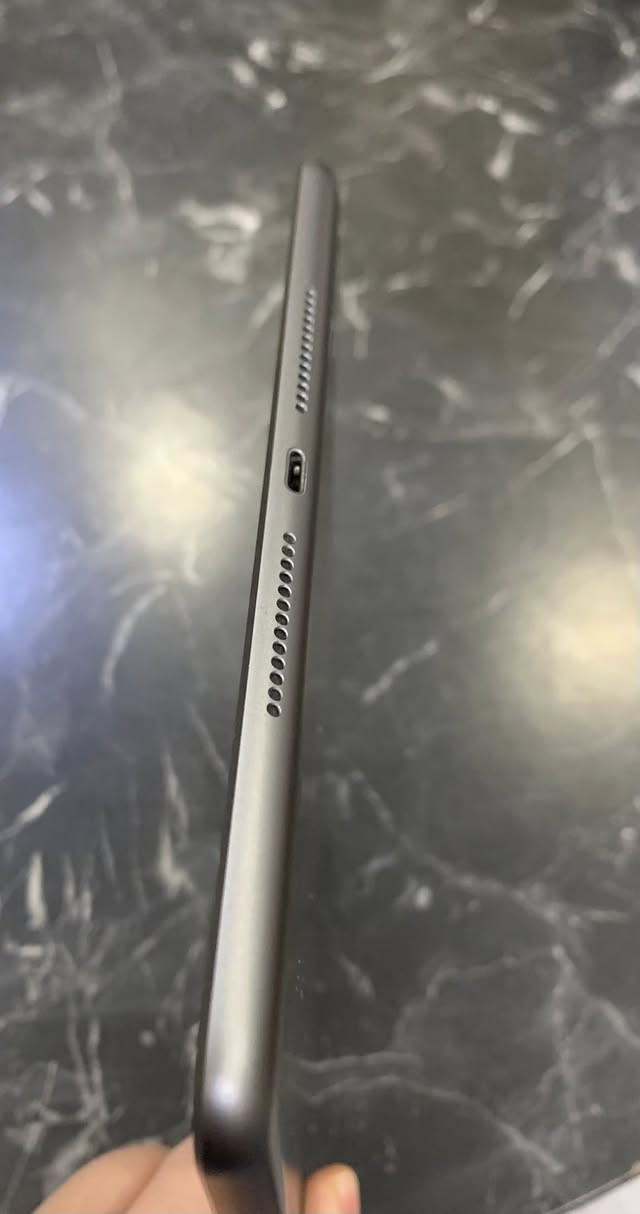 سلام عليكم
ايباد 9 
الجهاز نضيف كلش استخدام شخصي 
ذاكرة ٦٤ 
ما مبدل بي اي شي فقط الفطر الي موضح ￼في الصوره 
السعر 190 الف وبي مجال بسيط للطيبين 
تواصل خاص


**إذا كنت صاحب هذا الإعلان وتريد حذفه لأي سبب، رجاءا أرسل رسالة إلى الدعم الفني**