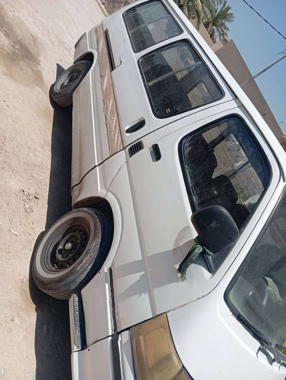 جنبي ناصي ٢٠١٥ سياره مابيها شي محرك جديد  ٥٢ وبيها مجال الطيبين *********** تصل ودلل مكاني بل صوره طريق بغداد
