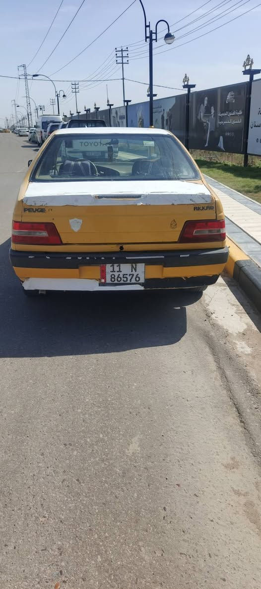 بيجو اكد موديل 16 باسمي مكينه وكير مكفولات تخم تاير باتري جديد بيهه ضربه بلجاملغ جهه السايق سعرهه 30 مكاني نجف ***********
