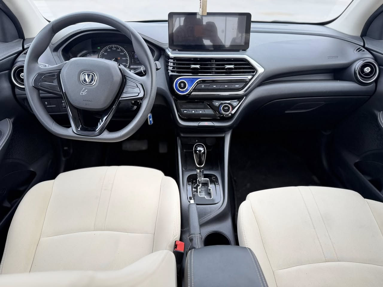 ***********
شانجان…..السفن
موديل…….2024

خليجي

مواصفات 

شاشه 

تحكمات 

مكينة 1500

السيارة جديده 

رقم بغداد تحويل مباشر 

السعر 95$بيه مجال بسيط

واسط الصويرة 

***********

***********
