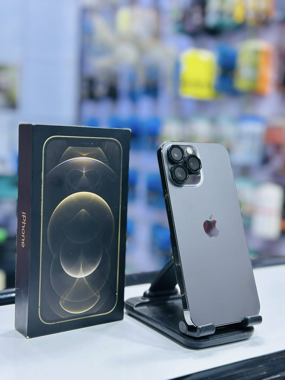 السلام عليكم متوفر:

♠️أيفون 13 برو ماكس ذاكرة 256 بطارية 85 الجهاز مكفول وضمان(بي خط بالشاشة بسيط)✔️.

☑️***********☑️

☑️مركز سفن فون للهواتف النقالة☑️
