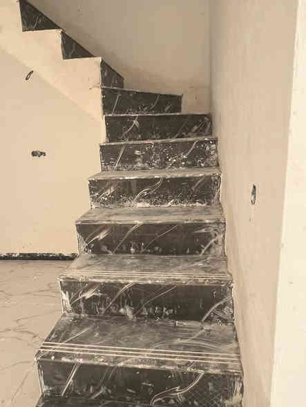 بيت للبيع 50 متر 
الواجهه 5 متر والنزال 10 
البوبيات حي الزهراء عمود 108
بسعر مناسب للاستفسار 
***********
