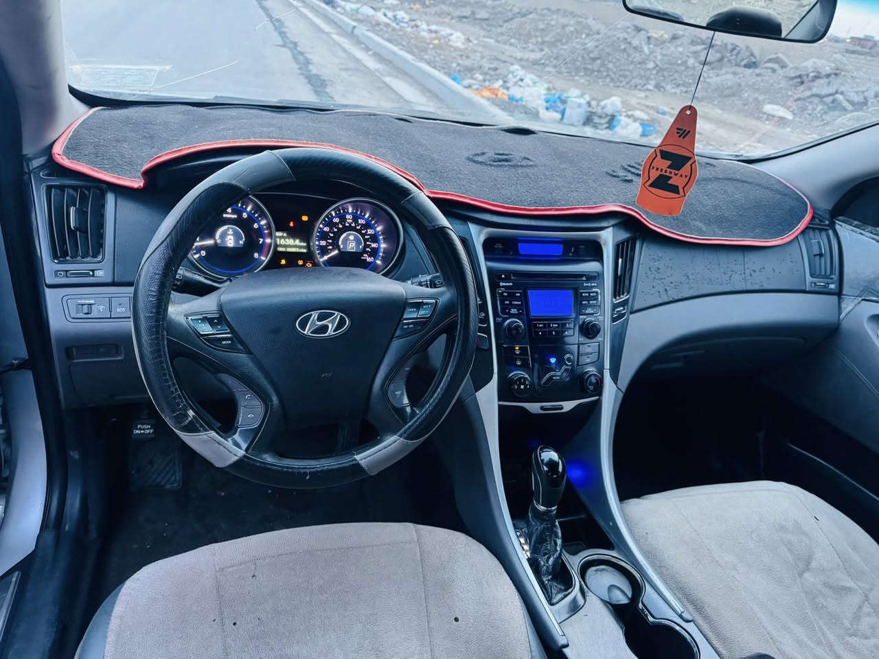 سلام عليكم سوناته موديل 2011 وارد أمريكي 
ضرار جاملغ وباب اني انطي صفحه بيها
السنويه ال 28  رقم كركوك السياره صدر جديد 
تايرات نص عمر محرك جديد تبريد تدفئه شغال 
شرط التحويل محرك GDi السعر 85$
بيجي صلاح الدين ***********
مراوس ب7راكب
