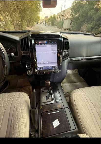 من رخصت الادمن المحترم
للبيع لاندكروز 2011 ستينيه بيضاء بغداد  رقم حديث مابيه اي نقص ٣ قطع صبغ فقط بدون دواخل تايرات مع باتري مع صدر كله جديد زنون حديث  السعر ٣ شدات بيع فقط بيه مجال بسيط العنوان بغداد ***********
