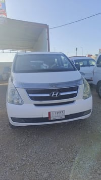 سياره استاركس موديل 2011 لبيع للستفسار 07725247104