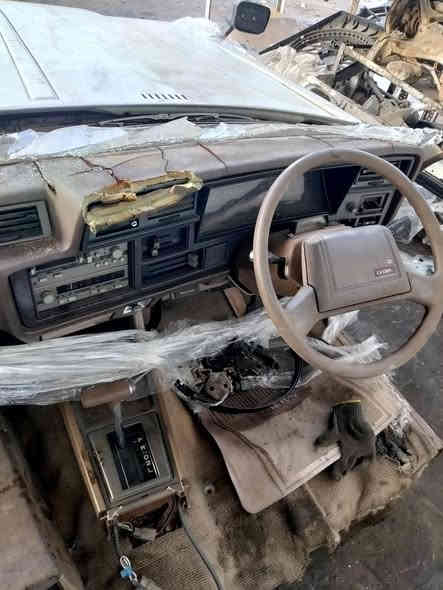 السلام عليكم
للبيع كصه كامله سوبر كراون موجود يم مجمع 
محمد الكناني *********** النجف الاشرف
