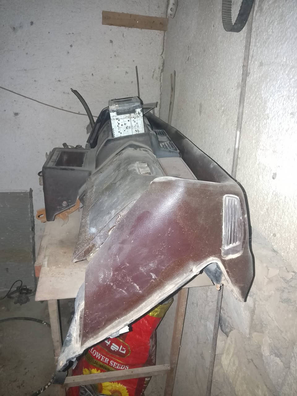 قطع غيار سيارات ياباني للبيع بأسعار مناسبه.باورات محرك 2500
دشبول سيدان ايسر بلاد  كامل بدون نقص 
دعاميه كرستا نفخ خلفيه 
بيبان راس الثور اربعه كاملات ابيض محزم 
دكمه سيطره رئيسيه مال كرسته 
دكمه سيطره رئيسيه مال هارتوب ارنب سيدان حاويه 
دكم جام راس الثور 
جعمقه ستيرن سيدان ايسر بلاد 
علما اخوان الغراض كلهه شرط النضافه  تشد وتقتنع اله اخذ فلوس واكو هواي غراض ماكدرت اذكرهن .المكان الشطره حي المعلمين شارع  حجي عذيب  رقم الهاتف ***********
