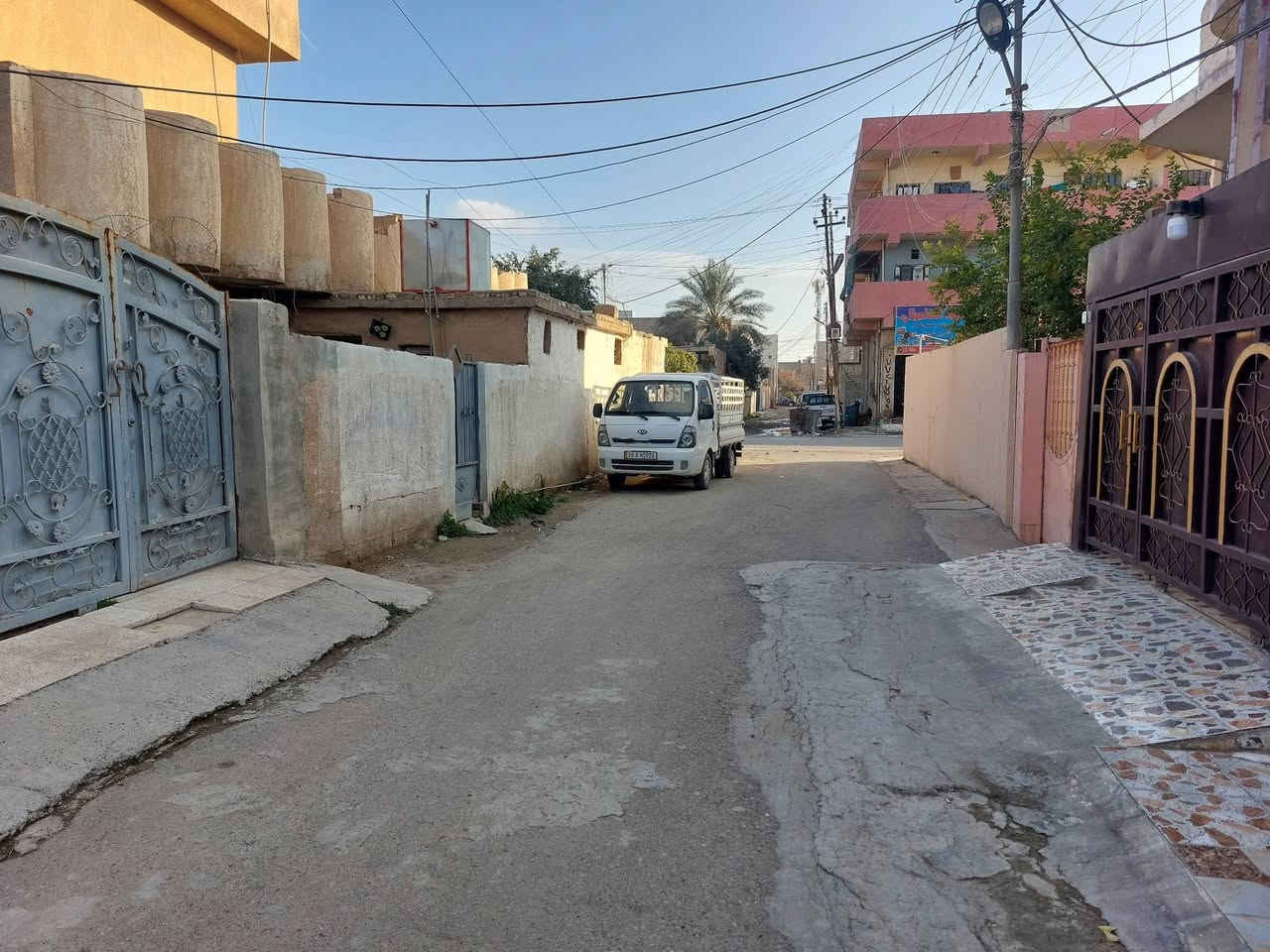 🏡 بيت للبيع موقع مميز!
🔹 المساحة: 300متر مربع
🔹 الأبعاد: وجه 15 × نزال 20
الموقع: تكريت – الجمعية – ثاني فرع من شارع مدينة الألعاب العريض - 
 

📞 للاستفسار والمراجعة:
مكتب المتوكل للعقار
العنوان: تكريت – شارع الاربعين- قابل مدينة الالعاب مجاور مشويات الطربولي 
📱***********  للتواصل: سيد طه الرفاعي 

نستقبل جميع العروض العقارية من بيع وشراء وتأجير:
🔹 دور سكنية
🔹 قطع أراضي
🔹 عمارات ومحال تجارية
🔹 شقق محلات
📢 سوّق عقارك معنا بكل ثقة
