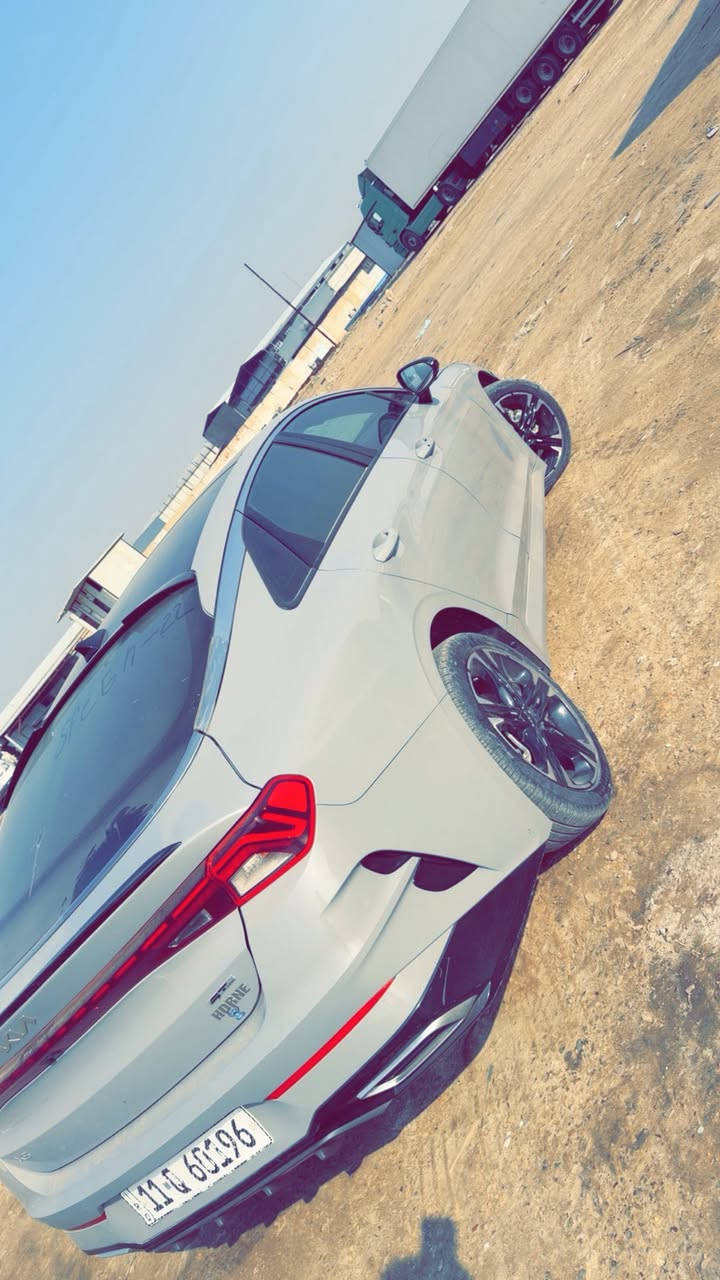 السلام عليكم كي فايف جيتي لاين موديل 2024 

رقم بغداد 

ماشيه 14الف ميل   فول مواصفات 

دخل  جلد. احمر
بانورما
تحكم ستيرن 

4 انضمه قياده 

كرسي كهرباء 

تشغيل عن بعد 

رادار امامي 

قياده ذاتيه 

دخول ذكي 

شحن لاسلكي
بعد بيها هواي مواصفات 
بيهة 4قطع 
مكينه ١٦٠٠ تيربو  كير 8
السعر 155 وبيه مجال 
📍مكان السياره بغداد 

📞رقم صاحب السيارة ***********
