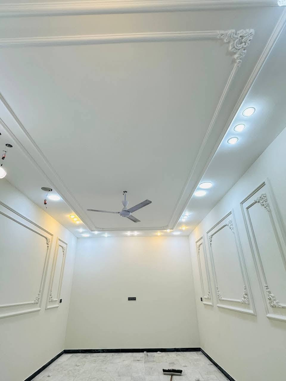 فخامة 🏘   ***********
***********
للتصميم الداخلي والخارجي  
          مستعدون لكافة أعمال الديكور
جبس بورد - واجهات بوردكس- فوم 
صبغ داخلي وخارجي - بديل الخشب
بديل الرخام - سقوف بلاستك
تغليف خارجي وداخلي- ومربعات  
 كادر متخصص مستعدون للعمل داخل النجف وخارجها

