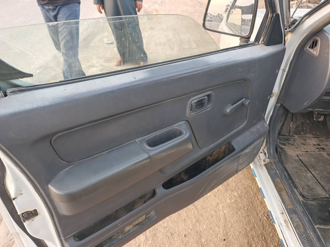 بيكم نيسان ٢٠٠٤ للبيع رقم بغداد باسمي مكاني ذي قار السعر ٦٥ ‏‪***********‬‏
