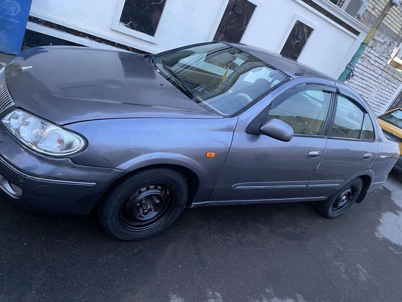 السلام عليكم سني مويل٢٠٠٤
مكينه كير مكفوله
السياره مصبوغه سنه٢٠١٤
عليه ادامه كامله وخير من الله
السعر٧٨
ميعجبه السعر اعبر المنشور فدوه رحتلك
رقم الهاتف***********
