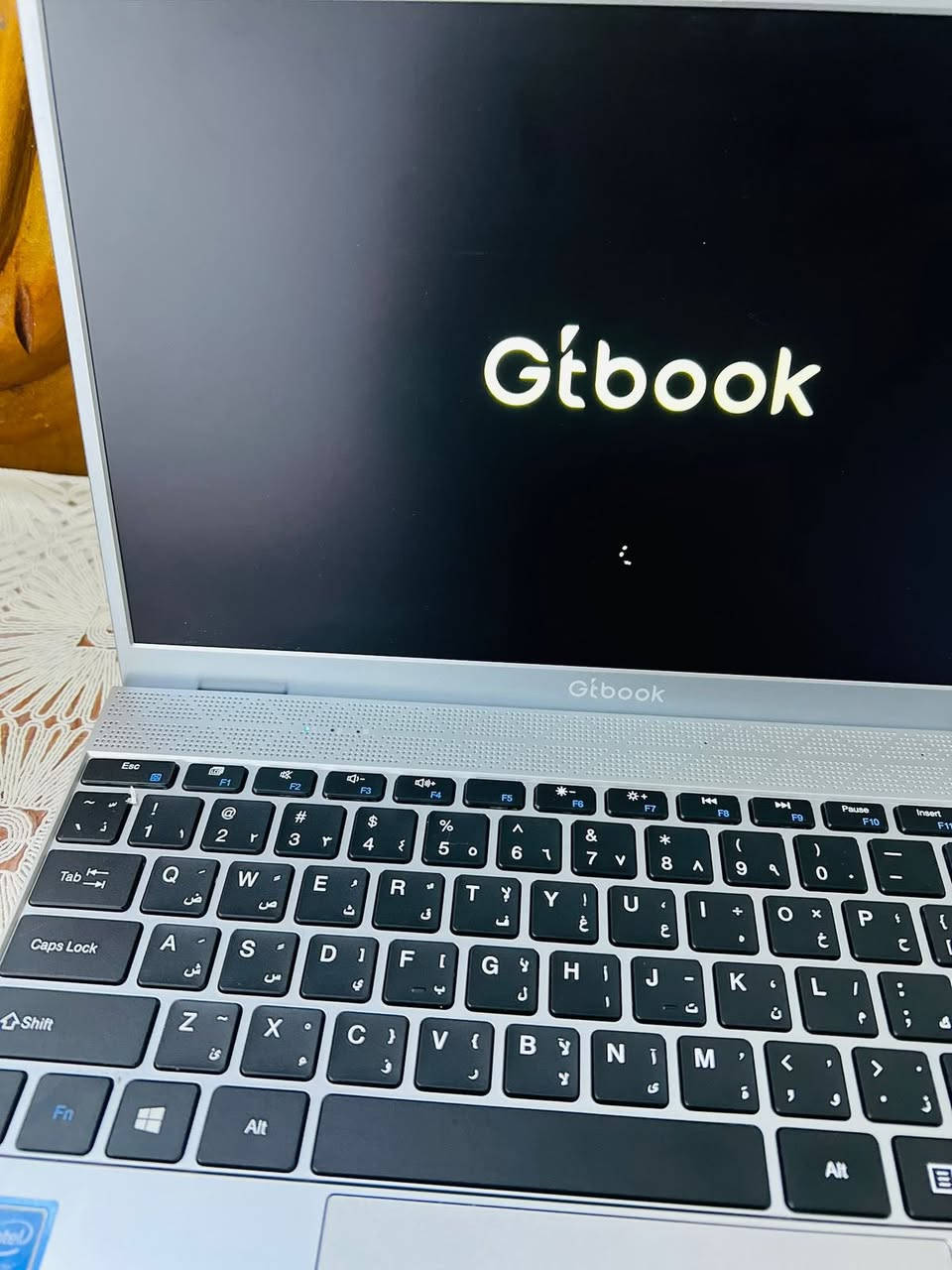 المكان بغداد الحبيبيه 
السعر ٢٥٠ 
نوع Gtbook 
سعه ( الرام )  ٨ جيجابايت 
سعه التخزين ٢٥٦
قياس الشاشه ١٤ 
معالج lntel
النظام windows


**إذا كنت صاحب هذا الإعلان وتريد حذفه لأي سبب، رجاءا أرسل رسالة إلى الدعم الفني**