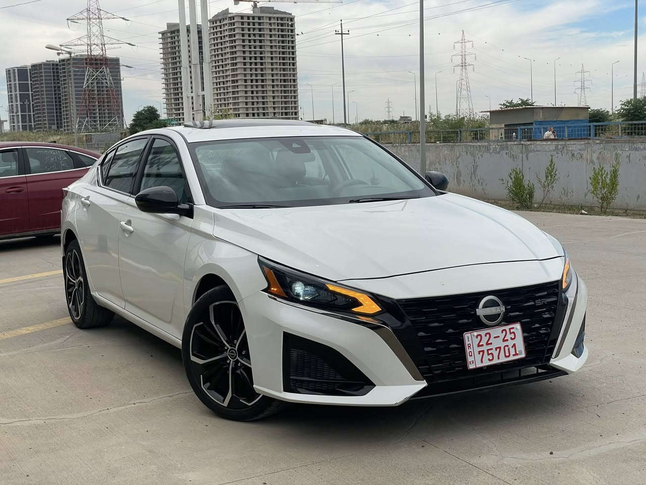NISSAN ALTIMA 2024. 
SR
 میل 1,000               فول مصفات
سلايد +بصمة+ مرايا رادار+لايت ليد +ليد+سيستم CAR PLAY+٣ مود ايكو و نورمال و سبورت+كهرسي كهربائى كهرسيء تدفية
موبايل شحن +شاشة كبير++٣ نيضام+تبريد قطحتين+لايد
زينون+تحكم ستيرن+هاند بريك بصمة+تعديد سرعة
اربع و نص قطعة صبغ ايرباك ستيرن رجع  سيستم
(سيارة رقم كاتي) بص فحص و هزة جاهز
4 پارچه و نيوى سبوغه فحس و هزه ى بو كراوه 
اربيل: شارع ١٠٠ داخل معارض-
واتس اب موجود///***********////
