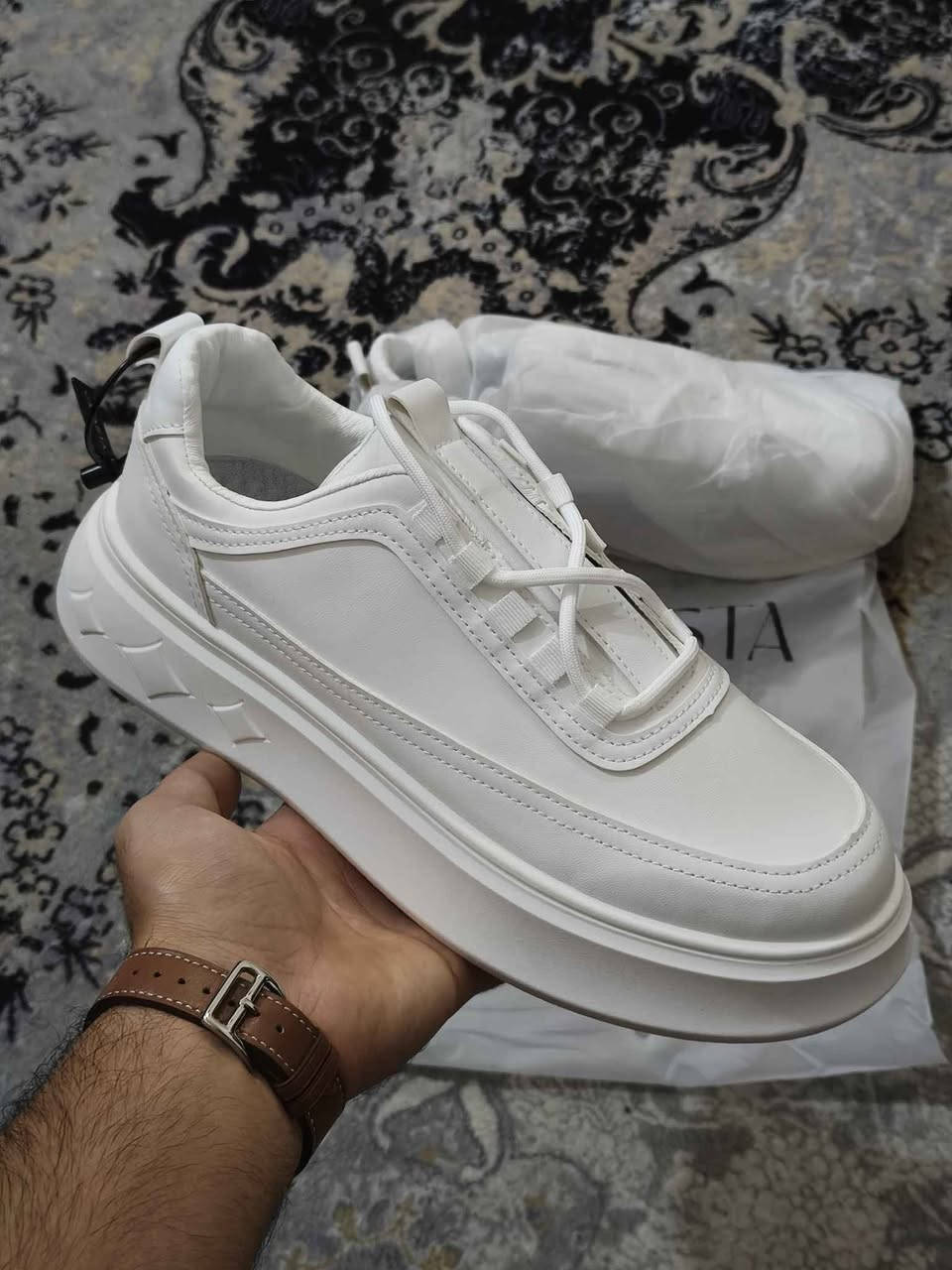 حذاء كاجول جلد ابيض اصلي ماركة CAVASTA 
القياس : 43
السعر : 30 الف
قطعة طلعت بال DHL اصلي

متوفر توصيل جميع المحافظات عمارة, ميسان


**إذا كنت صاحب هذا الإعلان وتريد حذفه لأي سبب، رجاءا أرسل رسالة إلى الدعم الفني**