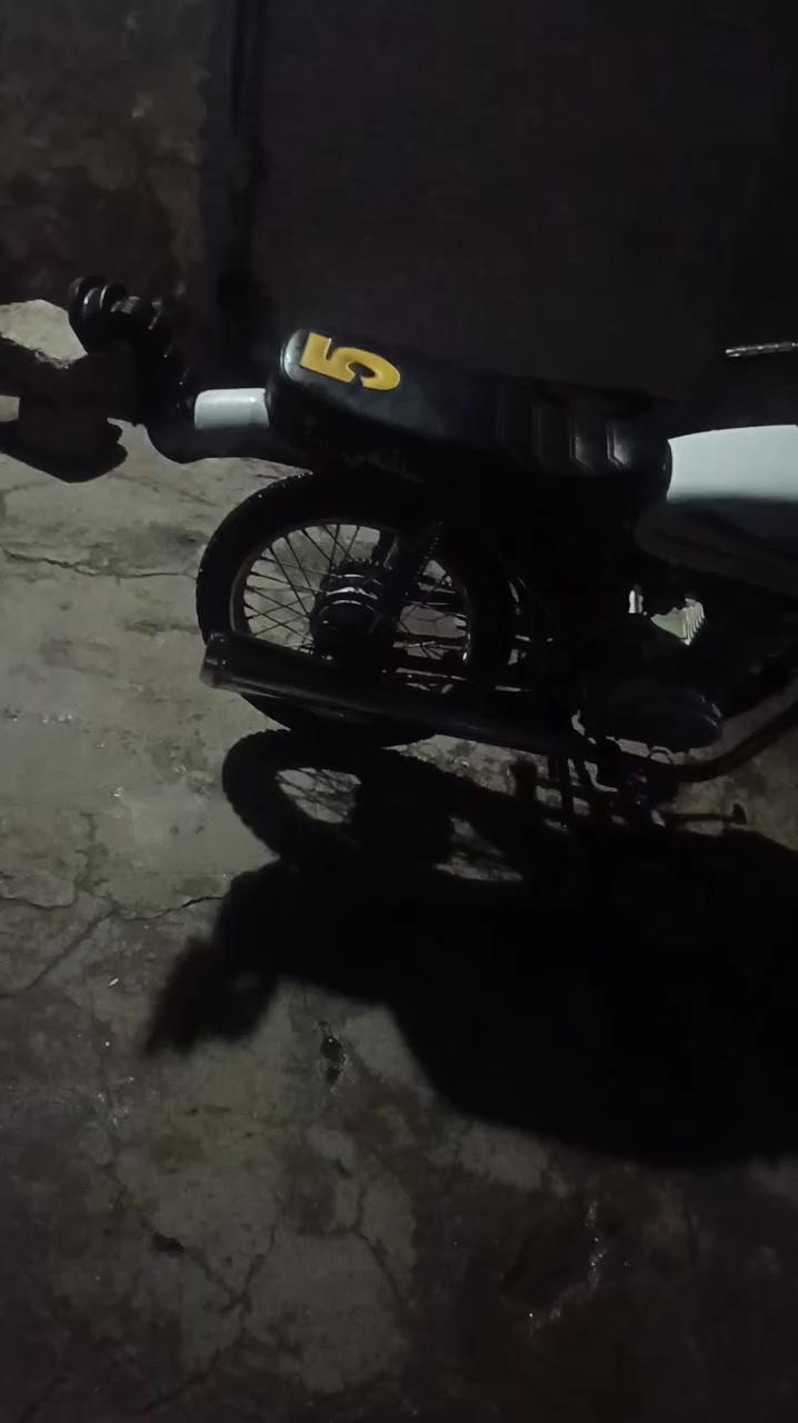 تايكر ٢٠٢٠شرط ما مفتوح مكينه صوت فيلس خفيف بيع مستعجل ٣٢٥وبي مجال***********
