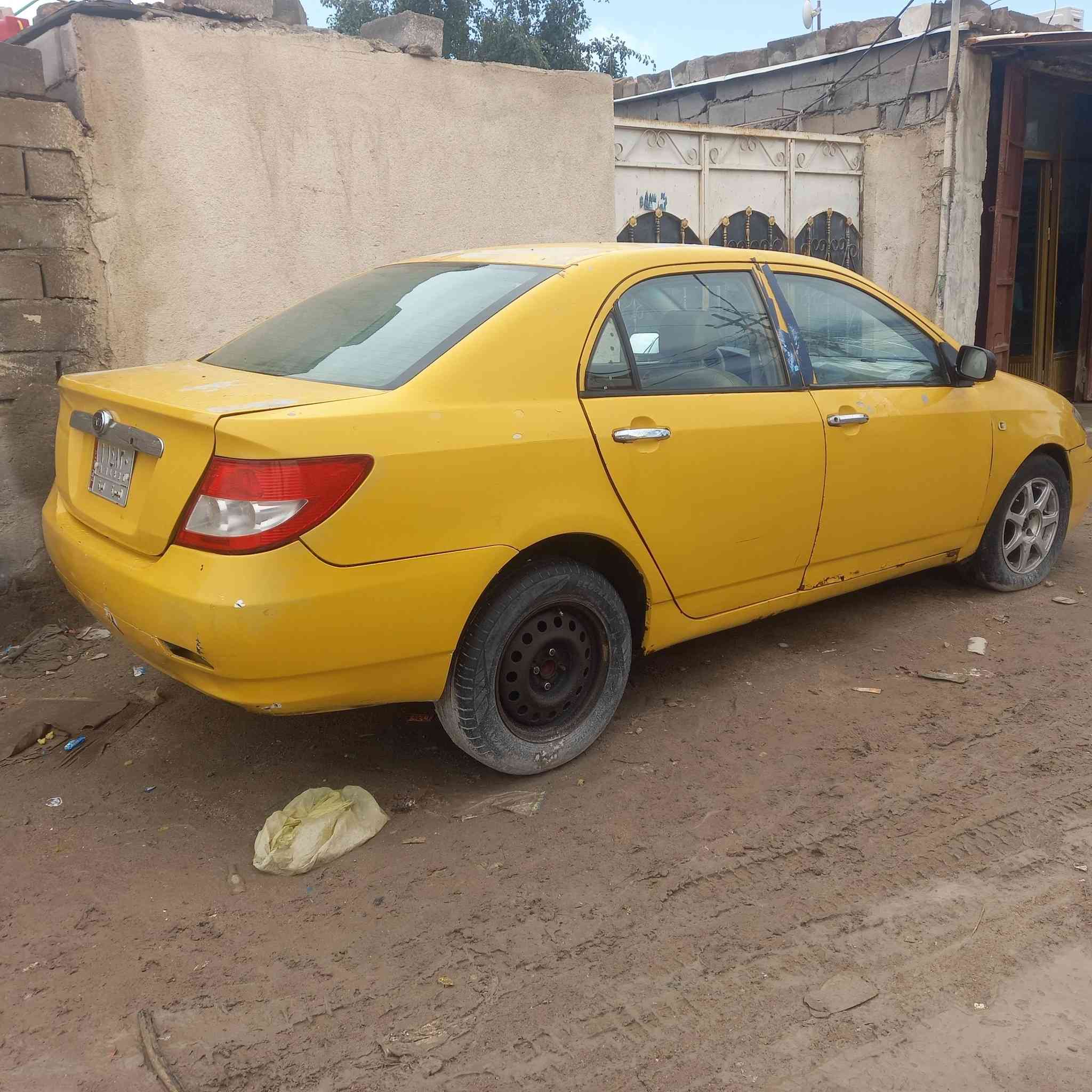 سلام عليكم بيع مستعجل بي واي دي  مديل ١١ سنويه بسمي  منتهيه ب٢٠٢٢   سياره كاطعه نار دير ما تشتغل  سعر ١٥ورقه *********** بصره زبير
