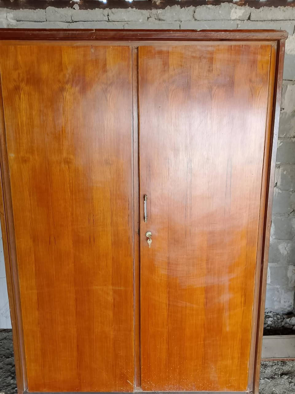 بوفيات وكنتور بابين صاج شغل نضيف داخل وخارج


**إذا كنت صاحب هذا الإعلان وتريد حذفه لأي سبب، رجاءا أرسل رسالة إلى الدعم الفني**