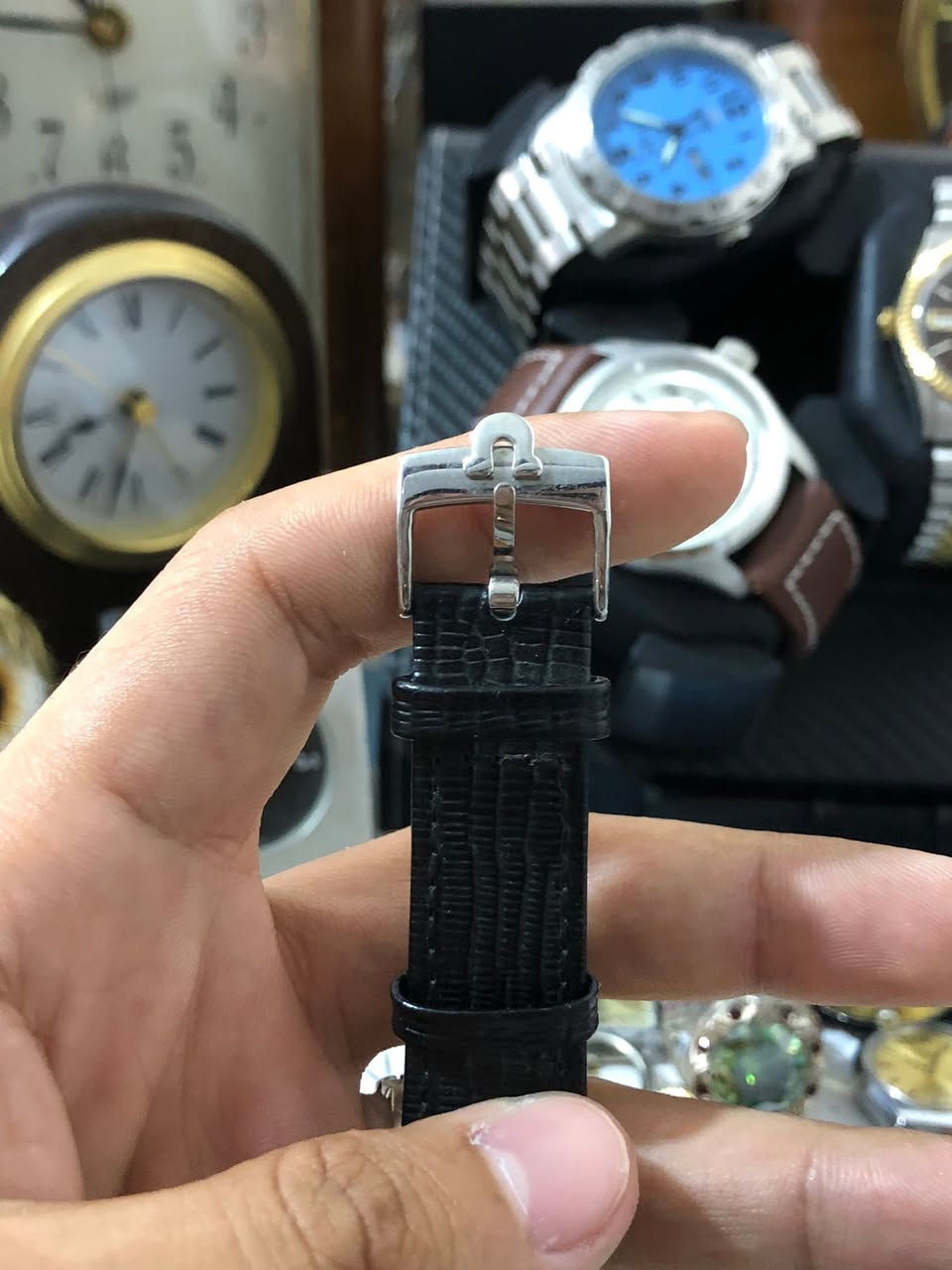 اوميكا جنيف
اوميكا سويسري فنتج قديم اصلي وكاله بالكامل ختومات كامله السعر والتفاصيل عبر الخاص او رقم الواتساب ***********
