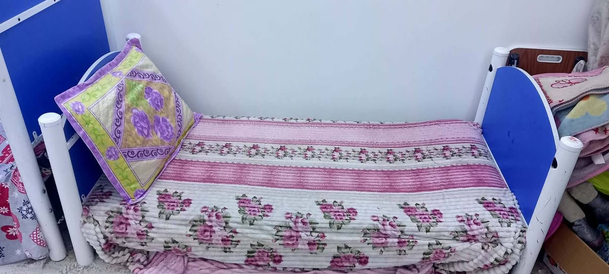 جربايه اطفال ترهم حته اكثر من عمر ١٠ سنوات 
ترهم طابقين او تنفصل كل وحده ع حده
مكاني نجف كوفه للتواصل
***********

