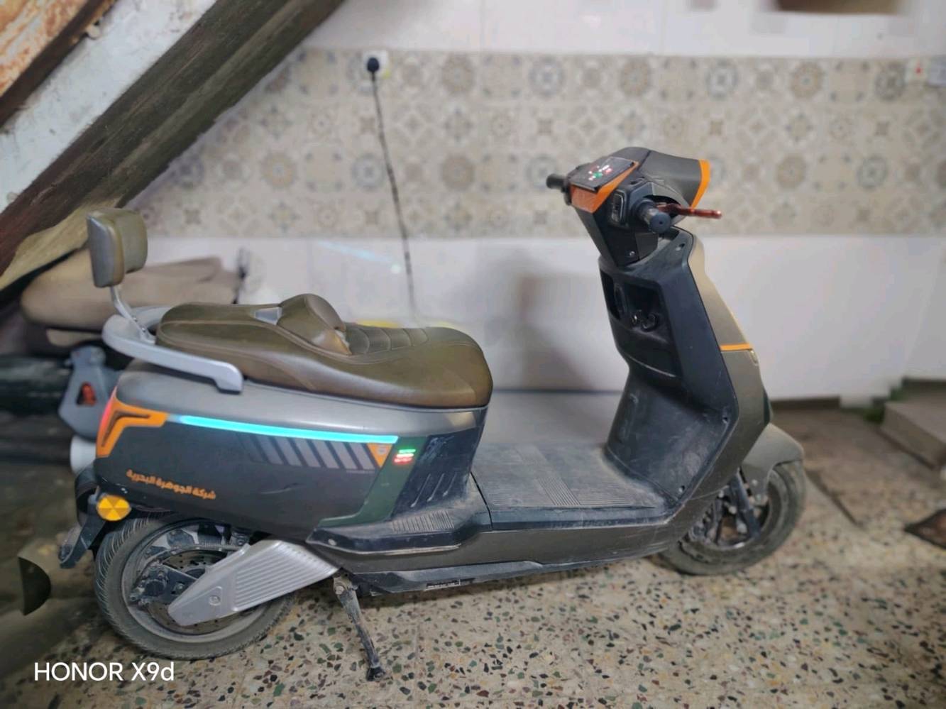 دراجة رانج دراجة حلوة و الكهربائات نضيفة و مابيه عطل بطاريات جديدة ملف 1500 نحاس حقيقي اشتريته 1.450،000 اريدهة 500 و بيه مجال لان محتاجه الفلوس كلش مال سرعة و هاذ رقمي بي واتساب
*********** و حياكم الله