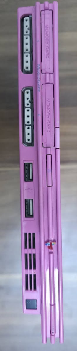 PS2 SLIM 
ما ناقصة اي شي 
معدل ماتركس 1.93
كلشي وياه 
يدات ٢ 
بور و ايفي و AV2HD والبور مالتهة
فلاش 16G وميموري 
مشكلتة ما يشغل اقراص 
سعره 100 قفل 
توصيل موجود


**إذا كنت صاحب هذا الإعلان وتريد حذفه لأي سبب، رجاءا أرسل رسالة إلى الدعم الفني**