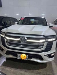 لاندكروز مديل 2024 GXR LlMLTED ساز اصلي مكينه 4000 ماشيه 57 فول مواصفا...