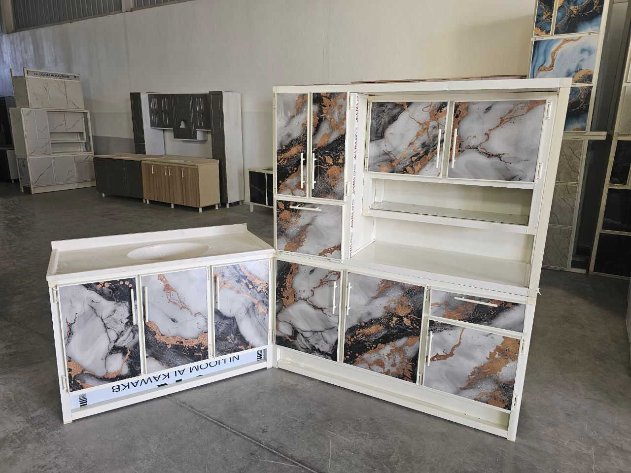 ما عليك بس  احجز والطلب يوصل لباب بيتك 
كاونتر  متر ونص   مع  سنك متر و20 مرمر
كاونتر متر ونص ارضي وملحق مع سنك متر و٢٠ مرمر 
♥️♥️السعر 255 / الف♥️♥️
التوصيل 🚚🚚
بغداد داخل  مجاني
15 /اطراف  بغداد 
15//رمادي +فلوجه + كربلاء +بابل
25// مركز واسط  
50//أطراف واسط
25 /الديوانيه +النجف
35//ديالى
35/ السماوه+  الناصريه+  العماره + البصره


**إذا كنت صاحب هذا الإعلان وتريد حذفه لأي سبب، رجاءا أرسل رسالة إلى الدعم الفني**