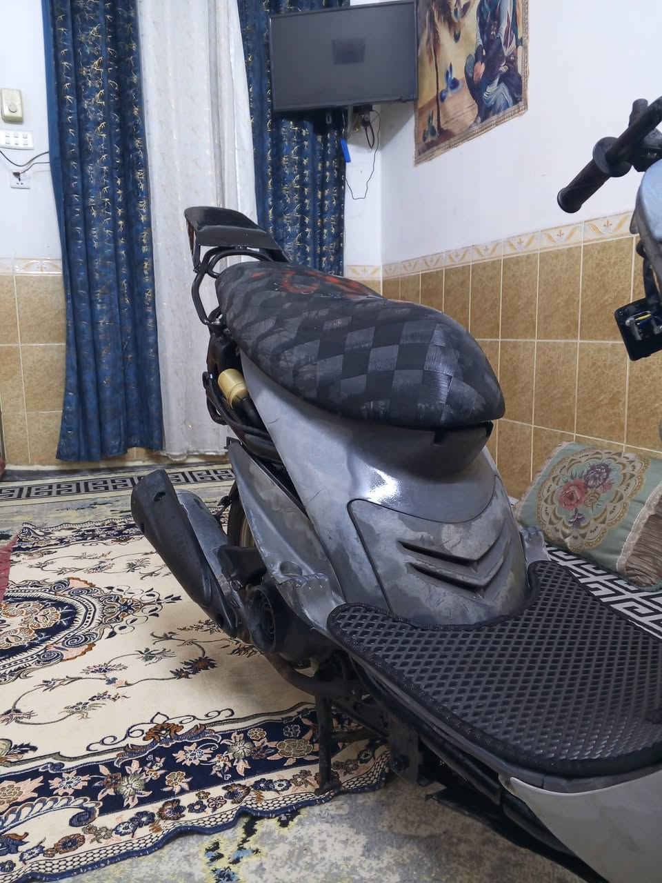 سلام عليكم دراجه ناعمه تخبل مافتوحه قبل جميوم من اشتريته كامله الدراجه مافتوحه الدراجه سلف كهربايات كله شغاله تجي وتشوف رقمي *********** متواجد اتصال
