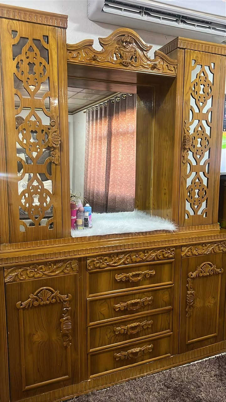 غرفه ابراج أخو الجديد خدش مابي خشب ثقيل درجه اولى حجم كبير سعر مليون و300  عنوان موصل ايسر القبه الاستفسار عل خاص


**إذا كنت صاحب هذا الإعلان وتريد حذفه لأي سبب، رجاءا أرسل رسالة إلى الدعم الفني**