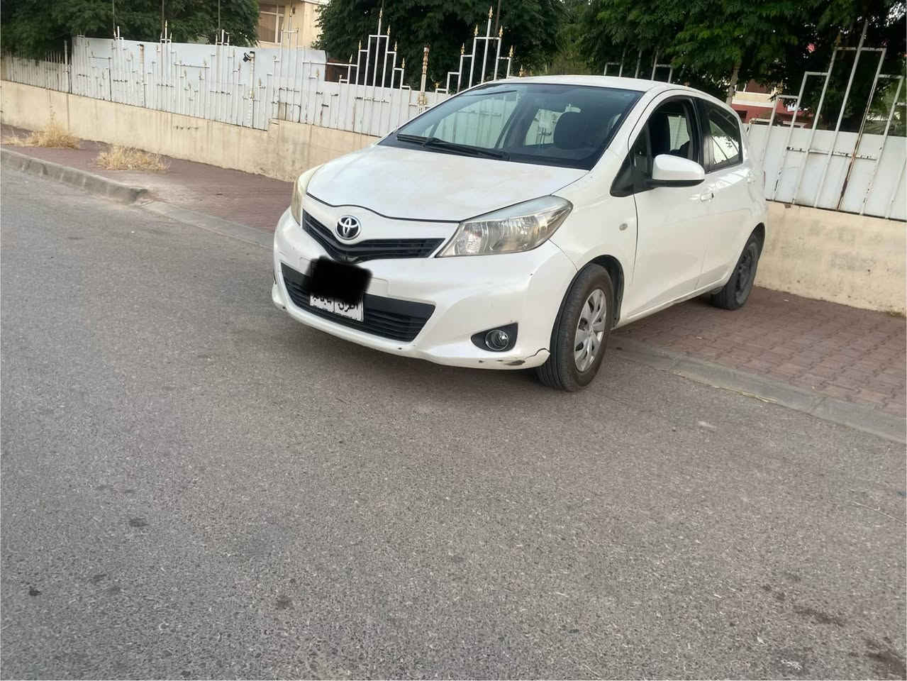 2012 یارس ئۆتۆماتيك يةك بارجة بوياخ بي دةعم ليدراوي نية زىر تازة ماوتةوة كيرو مةكينة بةشةرت ٨٦ كةلا*********** السليمانية, العراق
