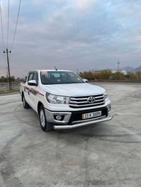 تويوتا هايلوكس • ٢٠٢٤ • اوتوماتيك