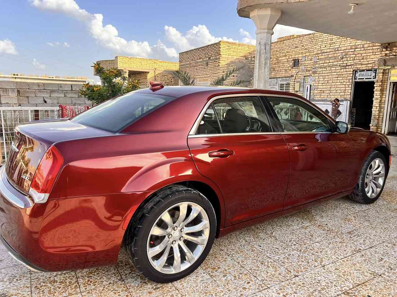 سلام عليكم  اوبامه موديل2019اصل رقمه نينوى  سياره جديده بمعنه الكلمه حداده ميه بلميه تبريد شركه ثلج تدفئه 
 سياره مامشتغله خط شرط ماشيه 61الف فقط  سياره احله من صوره تجي وتشوف جديده حيل تحويل ثاني يوم  واصور الحادث موجوده بلمنشور والسعر 230وبيه مجال عنوان السياره ميسان وللاستفسار/***********
