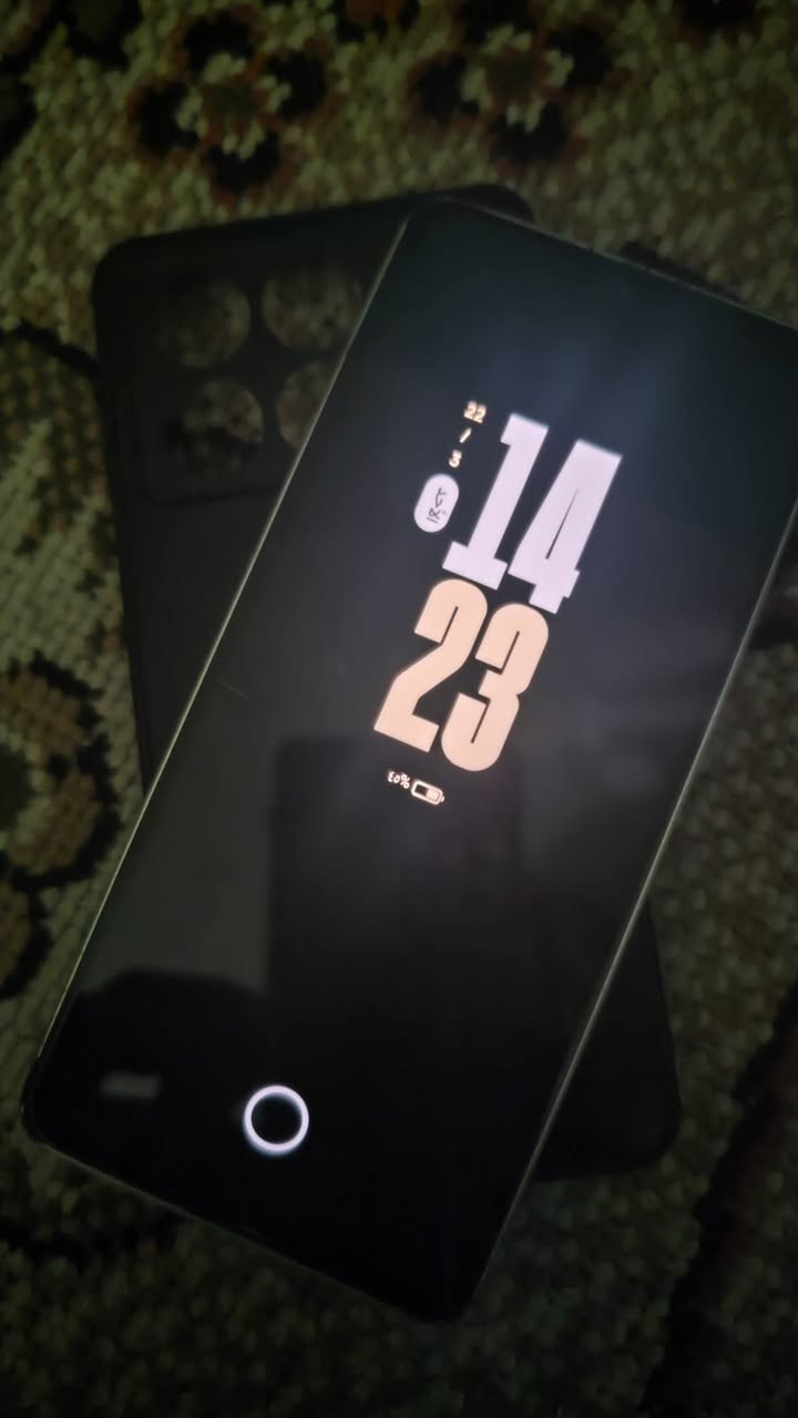 السلام عليكم ،Poco X6 Pro 5G
للبيع فقط مااراوس 
الذاكره 512العشوائيه12+6
المعالج Dimensity 8300_Ultra
يشغل بوبجي 120 فريم 
البطاريه 5000 بصمه داخل الشاشه من نوع AMOLED
النضاف غير عاليه موضح بلصور
بدون غراض بس الجهاز  
السعر 220 مكاني بغداد


**إذا كنت صاحب هذا الإعلان وتريد حذفه لأي سبب، رجاءا أرسل رسالة إلى الدعم الفني**