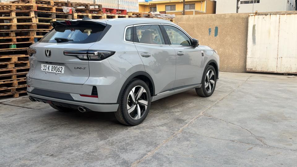 للبيع شانجان يوني اس 2025
فول مواصفات 
محرك 1.5 T
مكفولة كفالة عامة من كلشي حتى من الشخط
مغلفة PPF بسعر 1000 $ امريكي ضمانه 10 سنوات
ماشية 5000 km
مواصفاتها معروفة
دهن مبدل جديد تمشي عليه 10.000 km

السعر 227 $

***********
