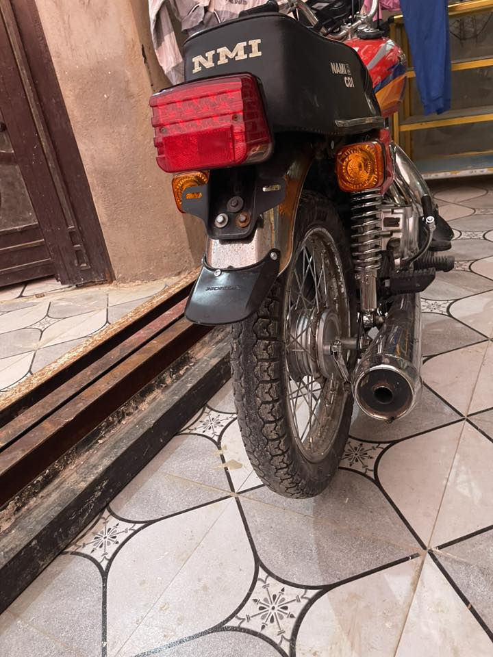 بدون للبيع سعر 650 مكاني ميسان  ***********
