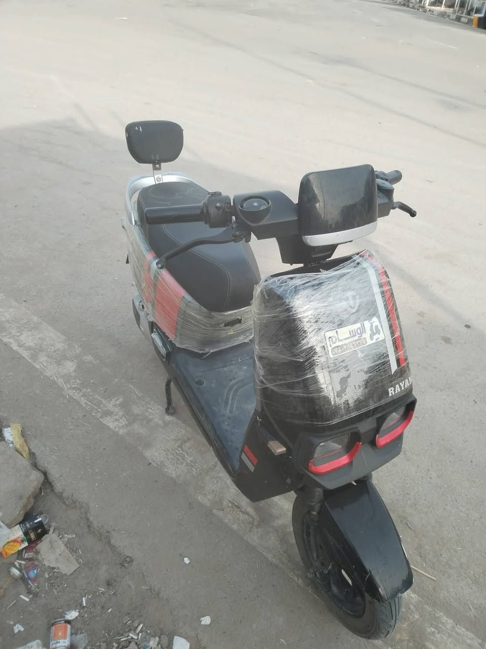 دراجة شحن ام عيون (ريان) جديده
ماماشيه هواي

بطاريه خير من الله

امرايات ثنين
ترجع بك🛵 🛵 
نظافه مثل ماتشوف

للبيع أو مراوس بدراجة فورزه او غير نوع

عنواني سوق الشيوخ

رقمي ***********
