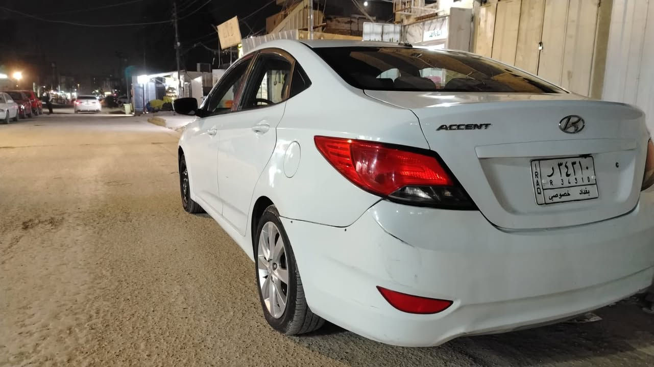 بالتقسيط فقط لسكان بغداد وبدون كفيل مقدمة ٣٠ ورقة تدللون والقسط ٣ ورقات
اكسنت موديل ٢٠١٢ امريكي حادث بنيد وجاملغ وصبغ ٤ قطع محرك ١٦٠٠ سيارة جاهزة للشغل مكاني البياع حي الشهداء 
للمعلومات اكثر ***********
