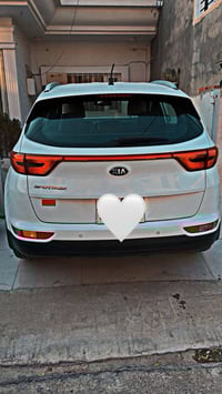 سبورتاج • ٢٠١٨ • بدون صبغ