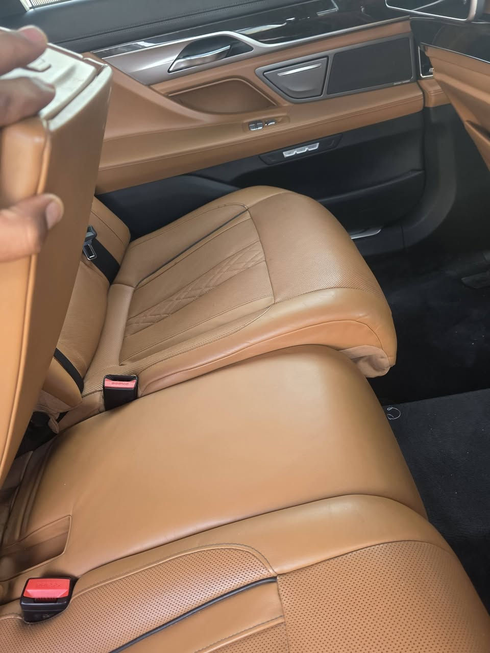 سلام عليكم بيع فقط 740li خليجي G12 موديل 2016 ماشيه 108 كيلو متر فول للخير شنو ابالك بيه  جاملغ خلفي صبغ وقبق جنطه كلير
رقم بغداد بسمي تحويل ثاني يوم  سعر اتصال او خاص اخون الشراي يتصل وبي خير ويدلل  ***********

