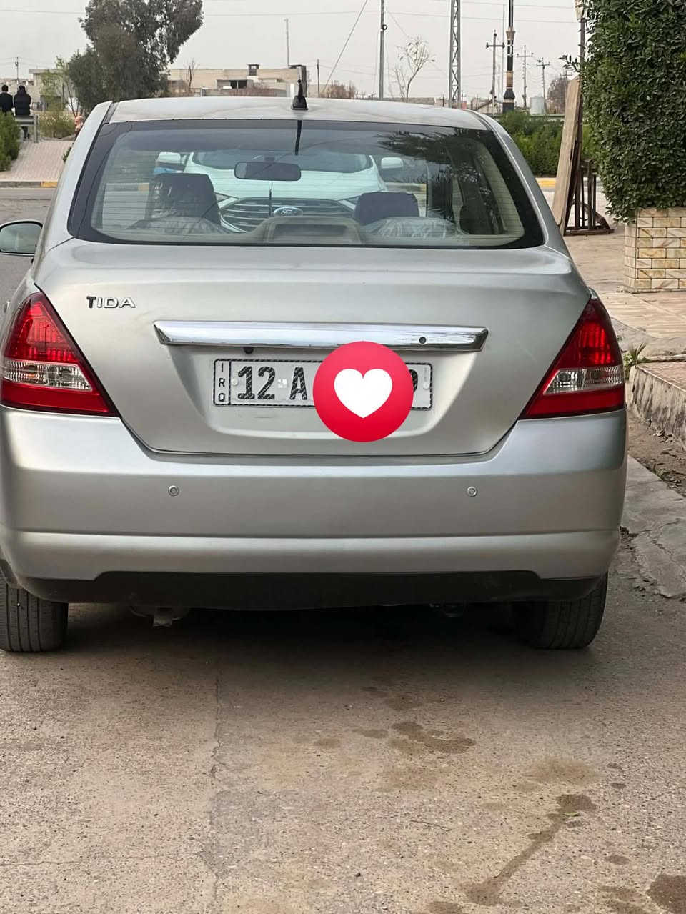 للبيع نيسان تيدا 2008 
توماتيك 
تبريد ثلج  
شاشة كاميرة 
محرك ما مفتوح 
تايرات جديدة
كشنات تغليف جديد
 كهربائية شغالة 
صدر نظيف 
صبغ حزام
 رقم نينوى انكليزي الجديد
 شرط التحويل 
السعر 68 
مكان السيارة موصل 
للتواصل الاتصال على ‭0774 087 0191‬
