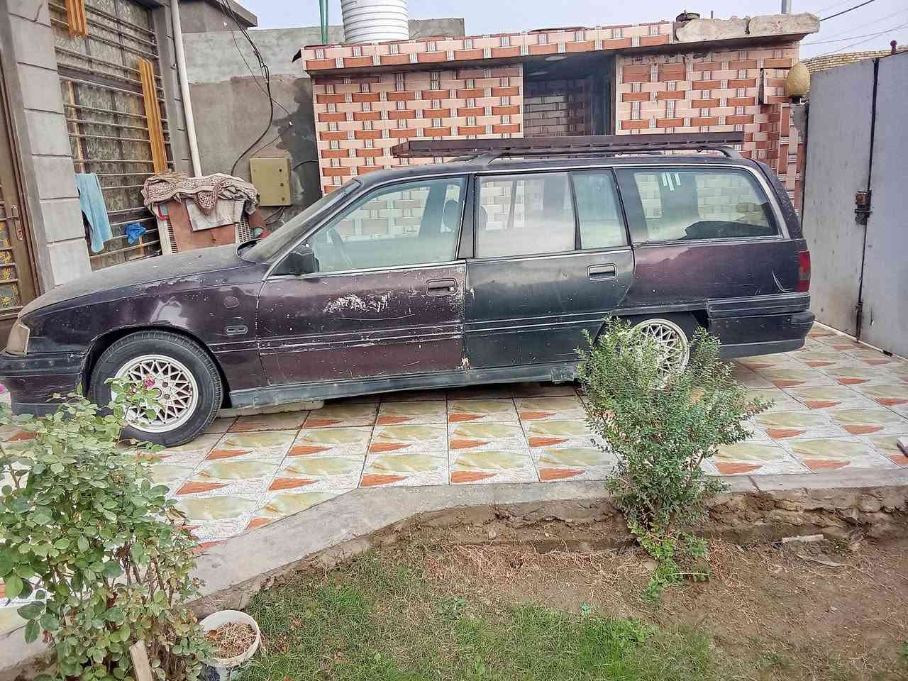 السلام عليكم ورحمة الله وبركاته اوبل استيشن رقم بغداد موديل 91سياره خير من الله 
سنويه نافذه السعر 22وبيها مجال بسيط 
مكان السياره جبله ***********.  ***********
