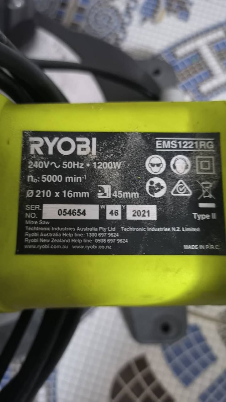 متاح كتر 7انج بي صوت ابيعه عله هل حطه السعر 75نهايته المكان الحريه
***********
